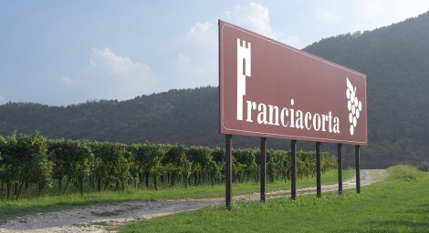 the wine franciacorta from brescia to new york!